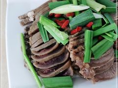 -墨脱石锅椰子鸡•香草鸭•东山羊(大东海店)