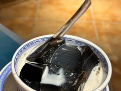 -邹开喜·小海鲜醉鸡煲·潮汕鲜切牛肉店(襄阳北路店)