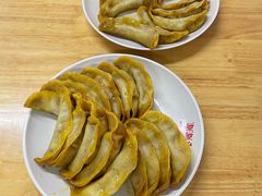 锅贴-牛味十足传统美食(凤凰西街店)