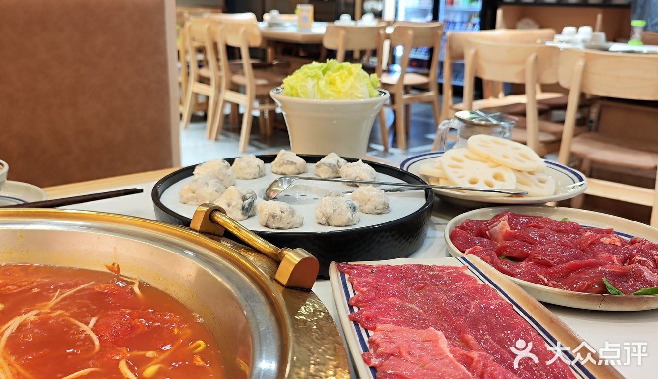 今天喝汤[胜利]换季啦来碗牛肉养生汤🥣
