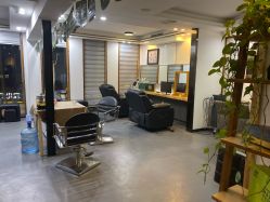 -马克男发时尚店