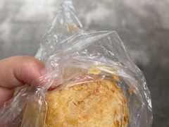 鲜肉蛋黄月饼-白玉兰食品(汇联商厦店)