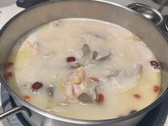 -煲王粤菜餐厅(中侨中心店)