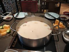 -捞王锅物料理(上海世茂广场店)