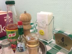 调料罐-小白桦西餐厅