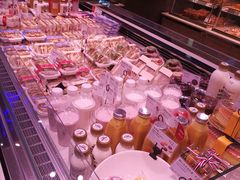 -巴黎贝甜(大宁国际商业广场店)