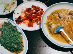 -粉墨特色菜·烧烤音乐酒馆