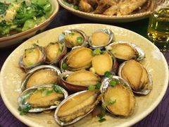 清蒸鲜鲍鱼-盛港湾海鲜食府(黄沙店)