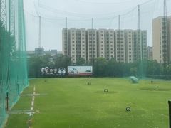 -仙霞高尔夫练习场-停车场