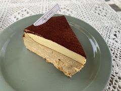 提拉米苏巴斯克-几静cafe(基湖店)