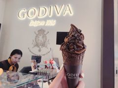 浓醇黑巧味软冰淇淋-GODIVA(海岸城店)