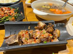 -隔壁老王·家常云南菜(花巷店)