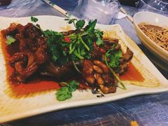 -巴厘龙虾·榜首油焖大虾(音乐学院·沿江酒馆店)