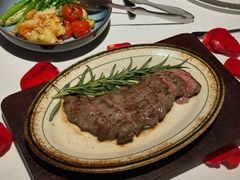 -Mogul Eatery·大亨餐酒馆