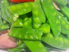 腊肉荷兰豆-嘉厨小馆(宜山路店)