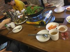 -喇喇排骨火锅·传统韩式脊骨汤(望京西园总店)