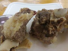 -敖特尔布里亚特美食坊(世纪花苑店)