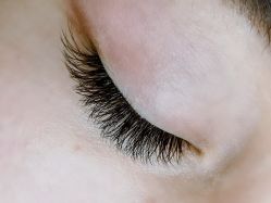 -沫儿·美甲美睫·半永久·皮肤管理