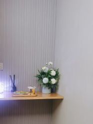 -PE SALON 