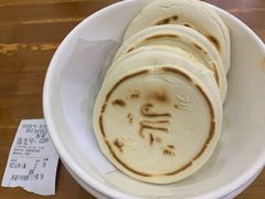 白馍-刘信牛羊肉小炒泡馍(回民街店)