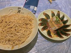 凉面-巴厘龙虾·榜首油焖大虾(洞庭·艺术洋房店)
