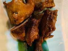 渔娘秘制熏鸽子-渔娘渔家丹东海鲜(东直门店)