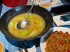 -荷栖小院·品质江西菜(红谷滩店)