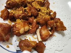 脆皮蒜香骨-华源餐厅·海鲜大排档(日月贝店)