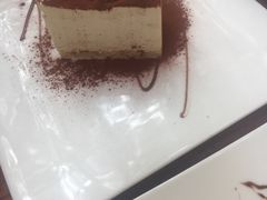 -燕庭·纯燕窝·甜品下午茶(南京西路店)