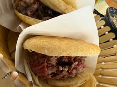 -闫家驴肉老店(华电一校店)