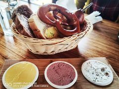德式面包筐-LENBACH兰巴赫西餐啤酒坊(大连东港店)