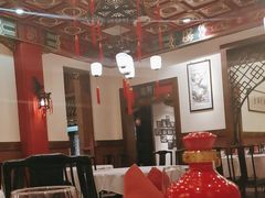-梅龙镇酒家(南京西路总店)