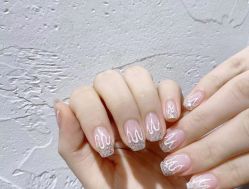 -EAST日式美甲美睫沙龙