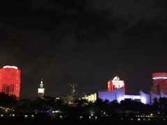 -万绿园