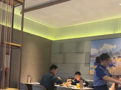-必胜客(上海新南方商城PH店)