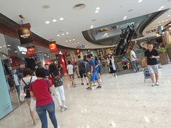 -东荟城名店仓