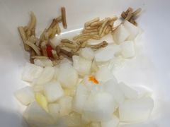 -丽丽三鲜螺蛳粉(田林路店)