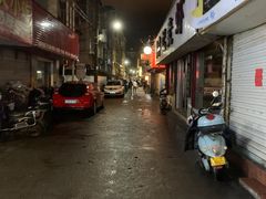 -健跳小海鲜(人民路店)
