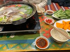 -四姑娘山阿巴郎·藏式花园餐厅