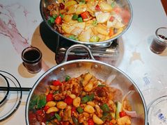 -小凤庭·地道湖北菜武昌鱼·铫子藕汤(黄鹤楼店)