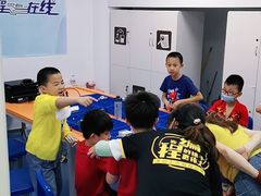 -童程童美·信息学竞赛·乐高机器人编程(长宁来福士校区)