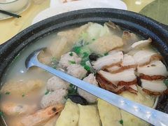 三鲜煲-侬佳蒸菜馆(听潮店)