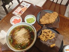 -潮界(LU·ONE凯德晶萃广场店)