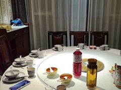 -盐帮食坊•小河帮川菜(四川师大店)