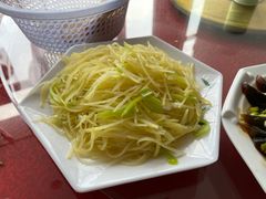 -美顺香食府鱼头老店(雪野湖店)