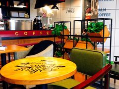 大堂-西西弗书店&矢量咖啡(凯德晶萃广场店)