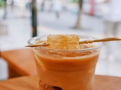 Bee的蜂巢拿铁-LilBee Coffee