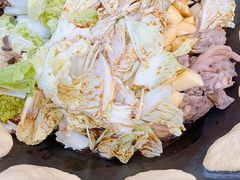 -粘豆包柴火铁锅炖