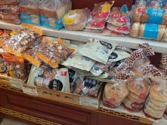 零售区-老鼎丰(靖宇街总店)