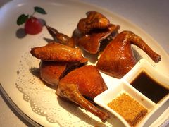 玻璃脆皮乳鸽-粤秀餐厅(国货店)